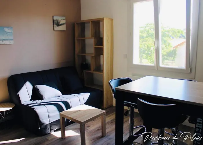 公寓 Residences Du Palmier 塞夫勒河畔圣洛朗